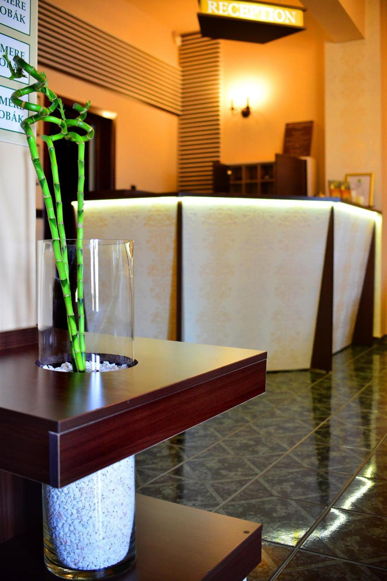Hotel Restaurant Park Miercurea Ciuc Exterior photo
